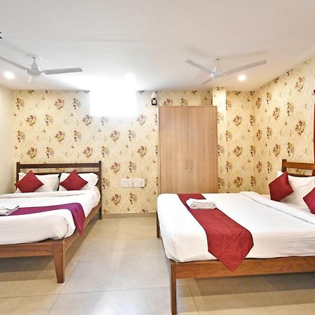 Hotel VI Park - City Centre Puducherry Buitenkant foto