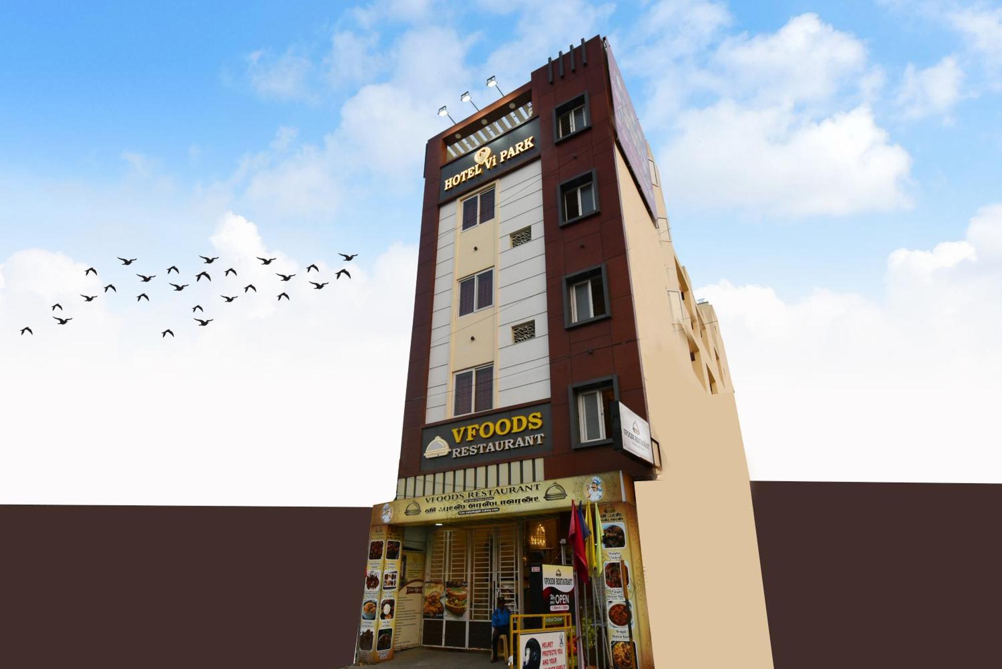 Hotel VI Park - City Centre Puducherry Buitenkant foto